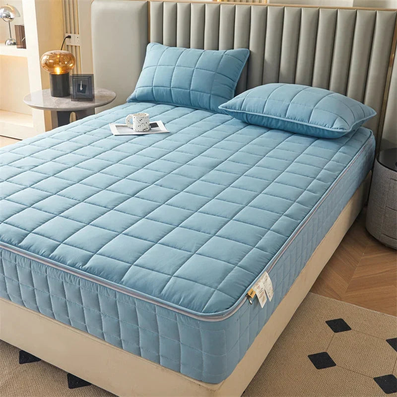 Premium Breathable Noiseless Waterproof Zip Mattress Protector