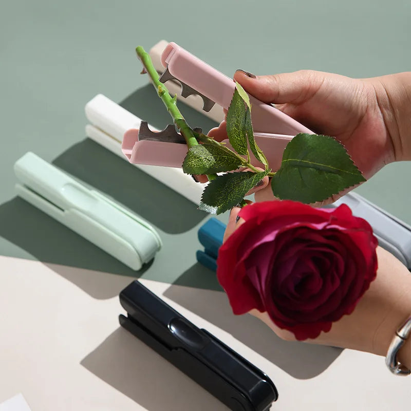 Ergonomic Flower Stem Thorn Cutter